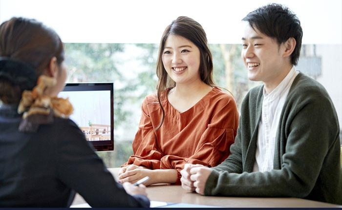 経験豊富なプランナーがおふたりの想いを汲み取りカタチに。式当日まで近くで見守る心強い存在