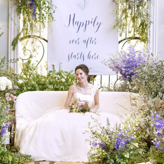 トレンドのスタイルを参考にしたり、悩むのも楽しみながら選ぶ特別なコーディネート。