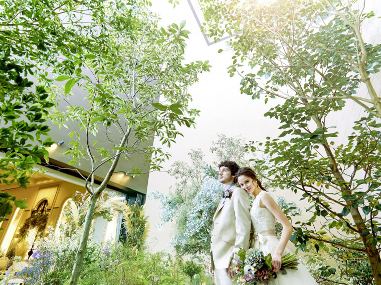 都心でありながら緑いっぱいのウエディングが叶う
