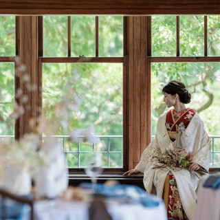 落ち着いた邸宅で過ごす優雅な時間。