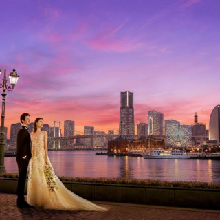 【平日限定】ドレス1着無料&感動チャペル&美食体験