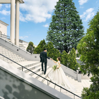 【3月限定☆NEWオープン記念特典】衣裳40％OFF 料理・ドリンク4000円×人数分 他