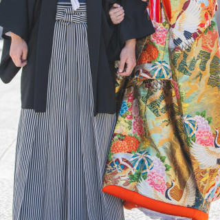 鮮やかな色打掛は会場にも映え、花嫁様を華やかに引き立てます