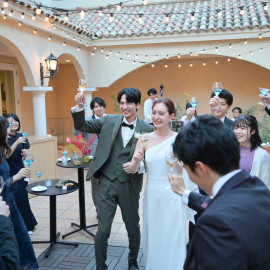 【1日1組貸切】フランス×大階段×ガーデン◇非日常体験・豪華試食付き！