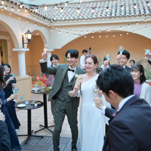 【1日1組貸切】フランス×大階段×ガーデン◇非日常体験・豪華試食付き！