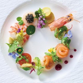 鮮やかな盛り付けで見た目も華やかに