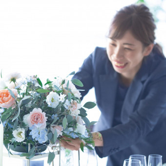 おふたりのご要望に、高いスキルと経験を活かしながらご満足いただけるアイデアをご提供します。