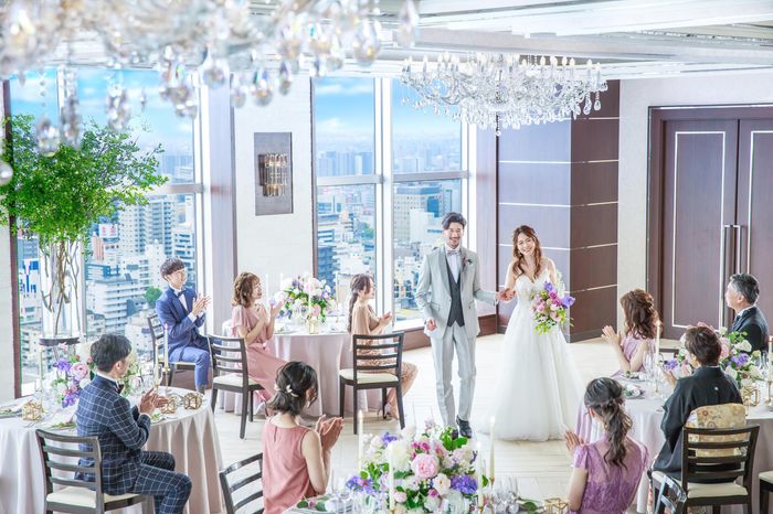 会場とドレスショップが同じ館内にあるから ドレスを選ぶ時にイメージしやすいのも嬉しい♪