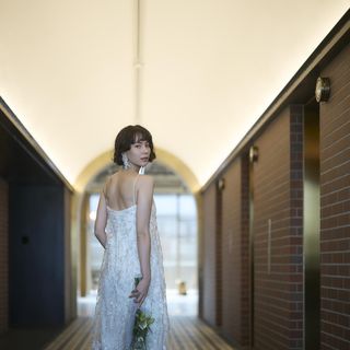 The TRAVELERS HOUSE ROOFTOP BARのドレス・衣装の写真（1枚目）