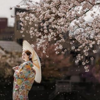 *和モダンで上質な1日*100年続く庭の中で和装もおすすめ