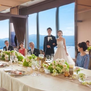 【6名~29名家族・親族婚】レイクビュー×美食ホテルで叶う上質W