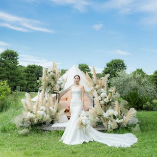 SUNSET BEACH PARK WEDDING（稲毛海浜公園）のドレス・衣装の写真（1枚目）