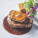 贅沢*3万試食《トリュフ薫るきのこのスープ&国産和牛フィレ&平目のパイ包み》
