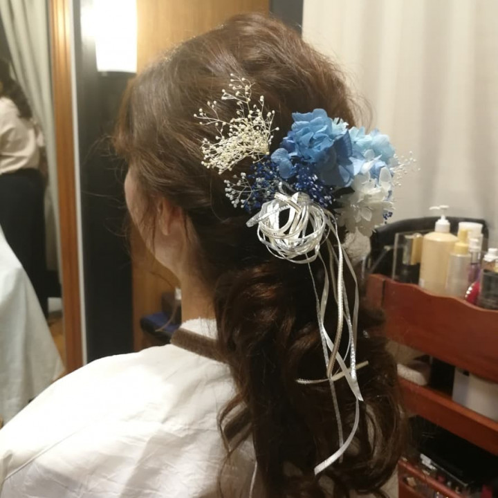 まりのんさんのヘアメイクの写真