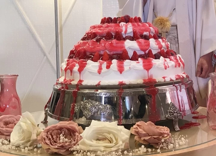 ぱにゃにゃんだーさんのウエディングケーキの写真