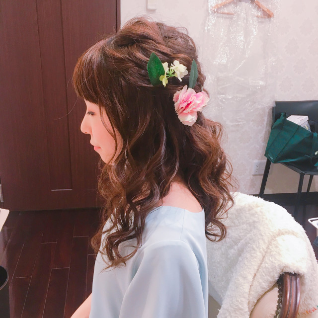 なっちゃんさんのヘアメイクの写真