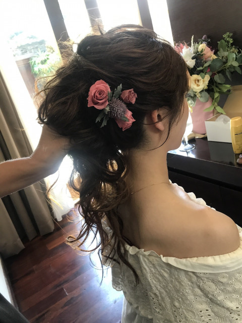 Akaneさんのヘアメイクの写真