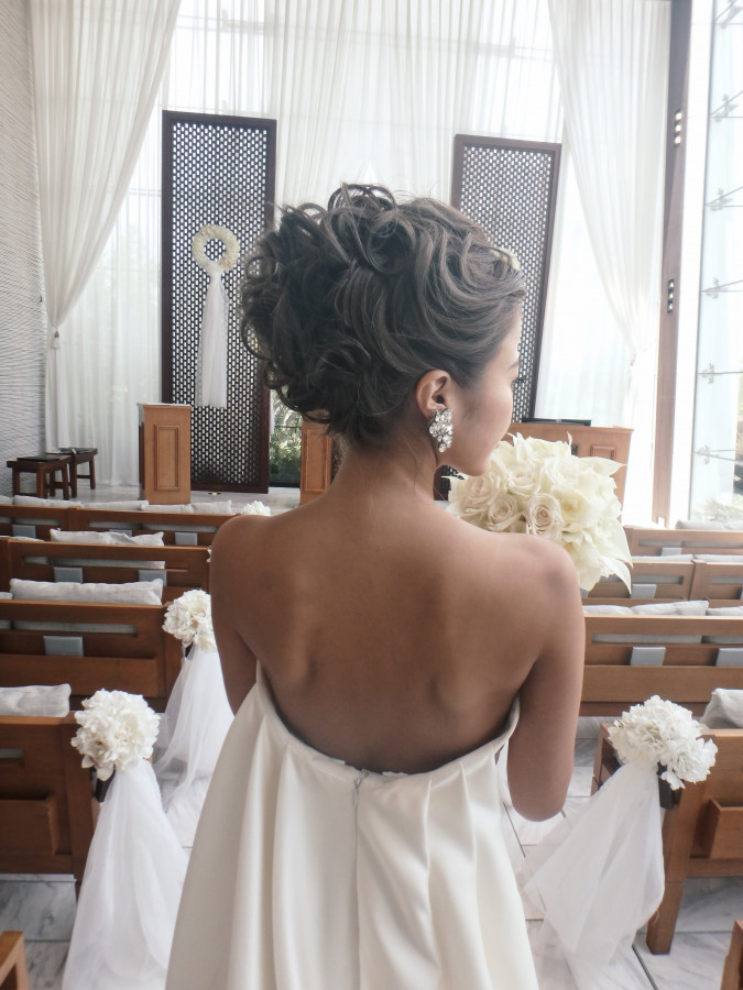 佐野真依子さんのヘアメイクの写真