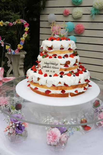 onatsuさんのウエディングケーキの写真