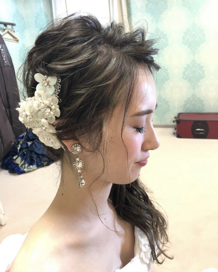 ゆりぐまさんのヘアメイクの写真