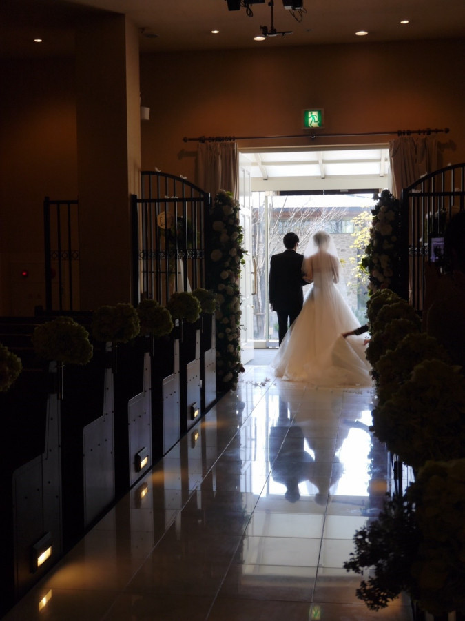 冬場の結婚式もオススメです!