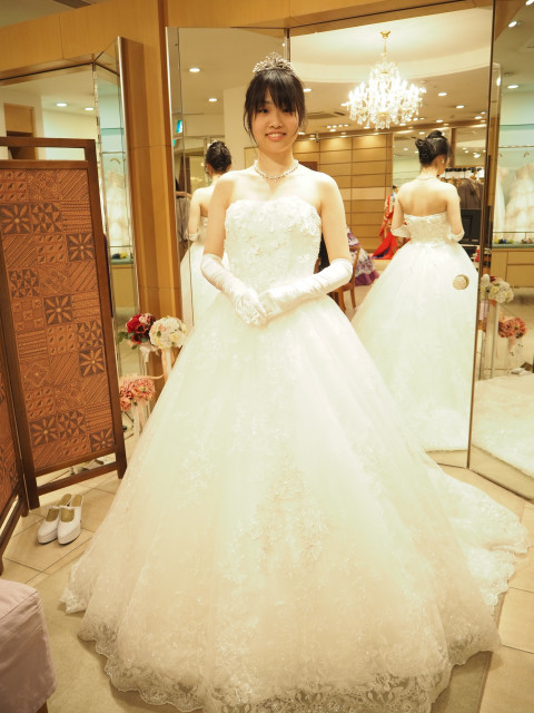 Yukaさんのウエディングドレスの写真