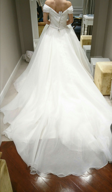 miyuさんのウエディングドレスの写真