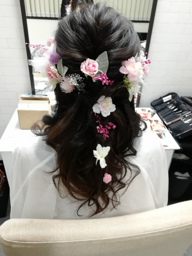 あぃさんのヘアメイクの写真