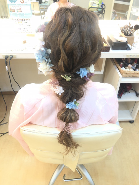 さっちゃんさんのヘアメイクの写真