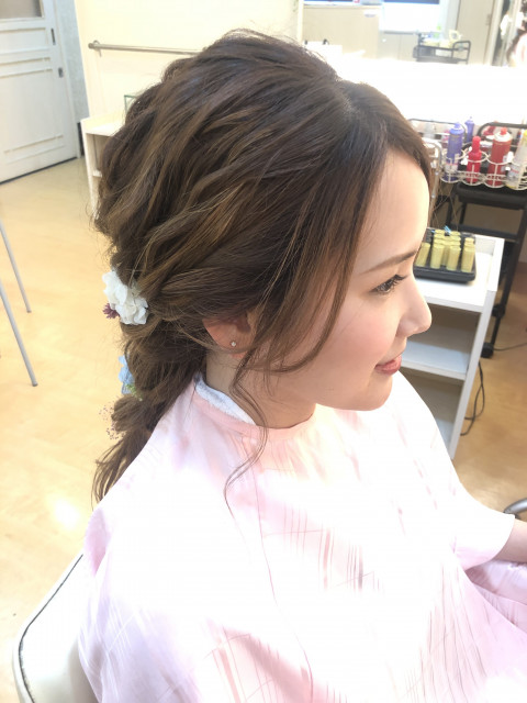 さっちゃんさんのヘアメイクの写真