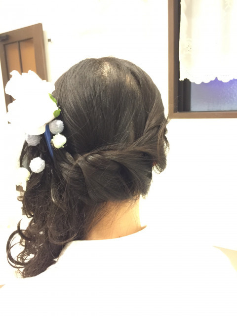 ゆたんぽさんのヘアメイクの写真