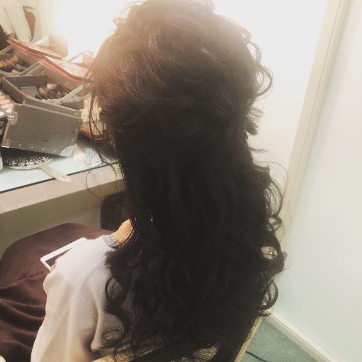 hanaさんのヘアメイクの写真