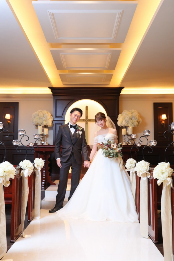 たくさんの笑顔に囲まれた結婚式