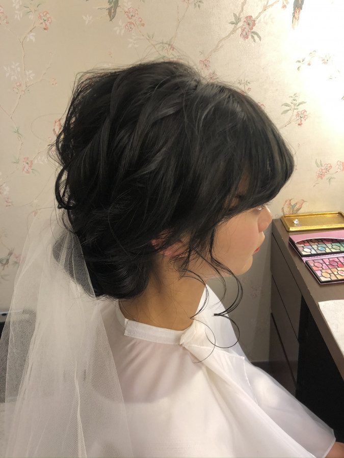 ゆりさんのヘアメイクの写真