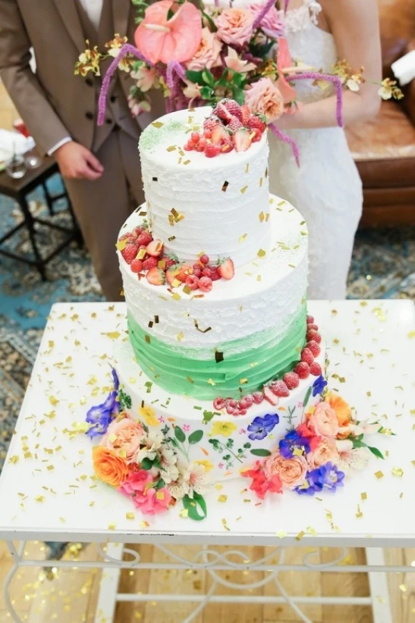 jmweddingさんのウエディングケーキの写真