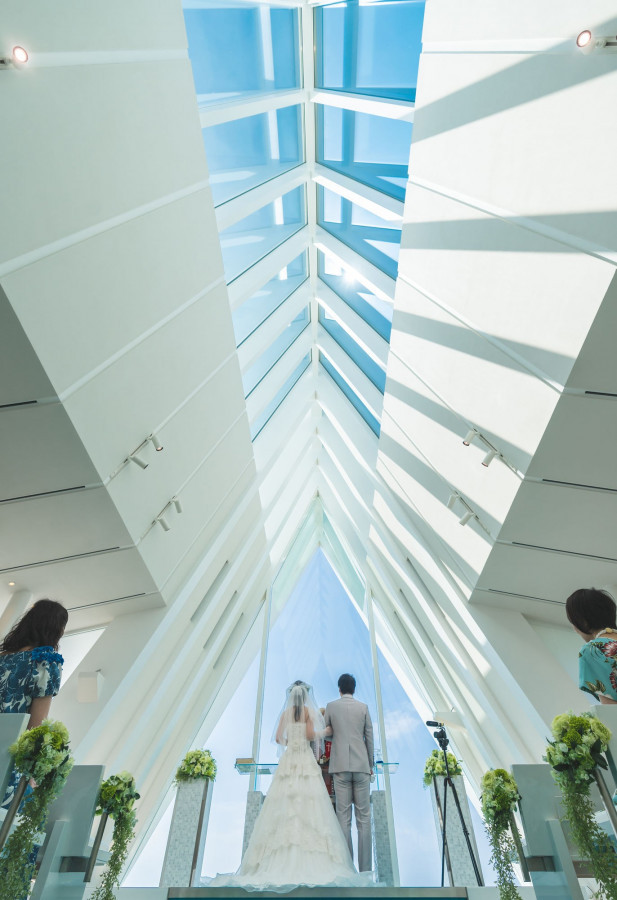 古宇利島 空と海の教会 ワタベウェディング の結婚式 特徴と口コミをチェック ウエディングパーク