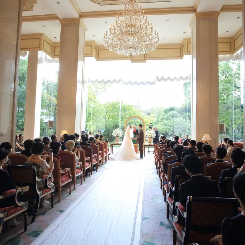 老舗ホテルで叶えたヴィンテージ ・モダンな結婚式