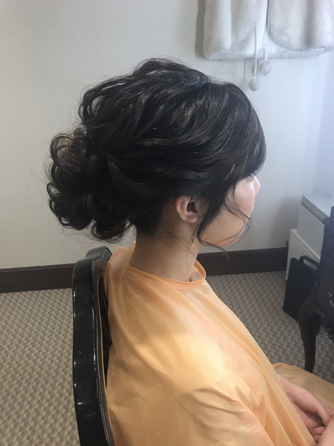 pomさんのヘアメイクの写真