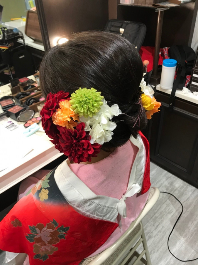 しらすさんのヘアメイクの写真