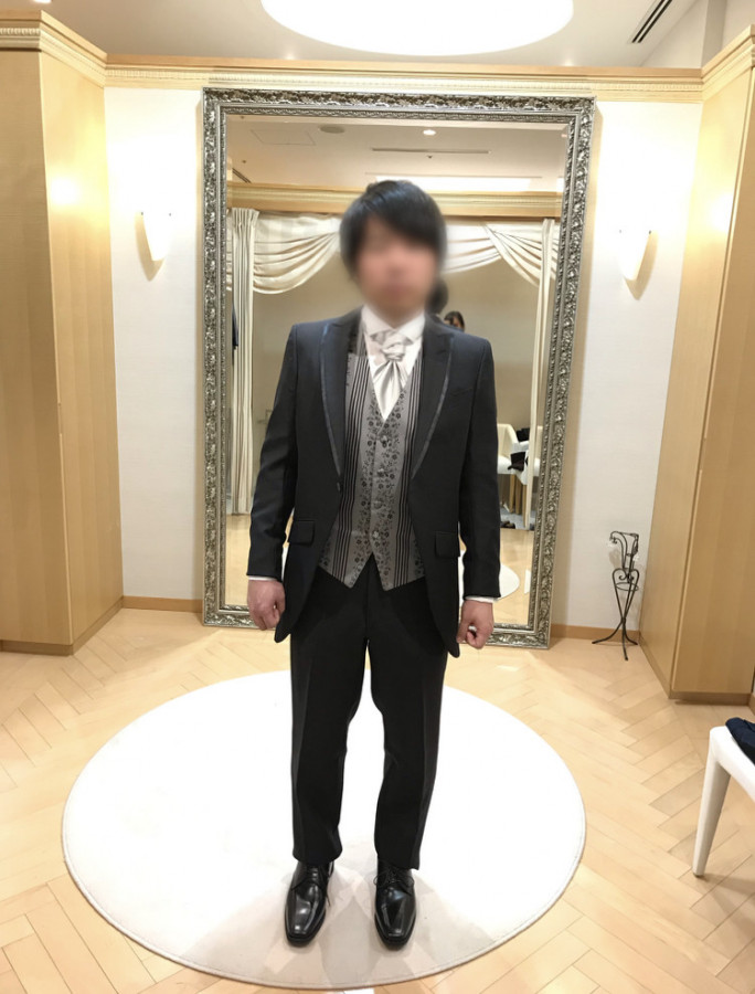 かなこさんの新郎衣装の写真