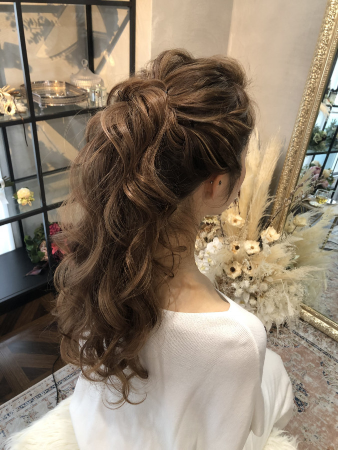 yuriさんのヘアメイクの写真