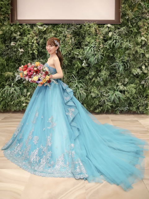 yurikaさんのカラードレスの写真