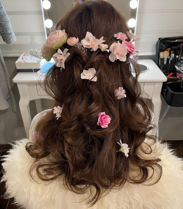 さやさんのヘアメイクの写真