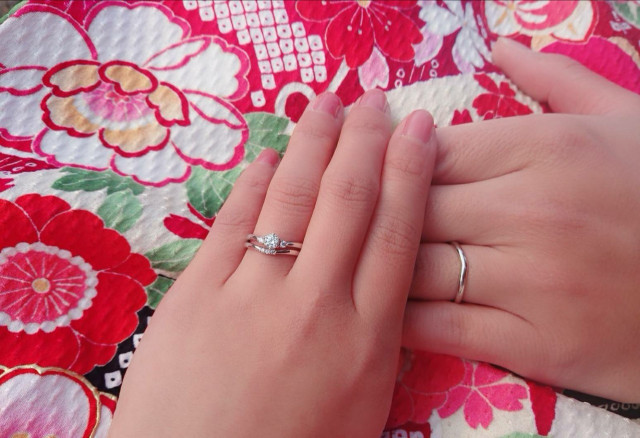 りりさんの結婚指輪の写真