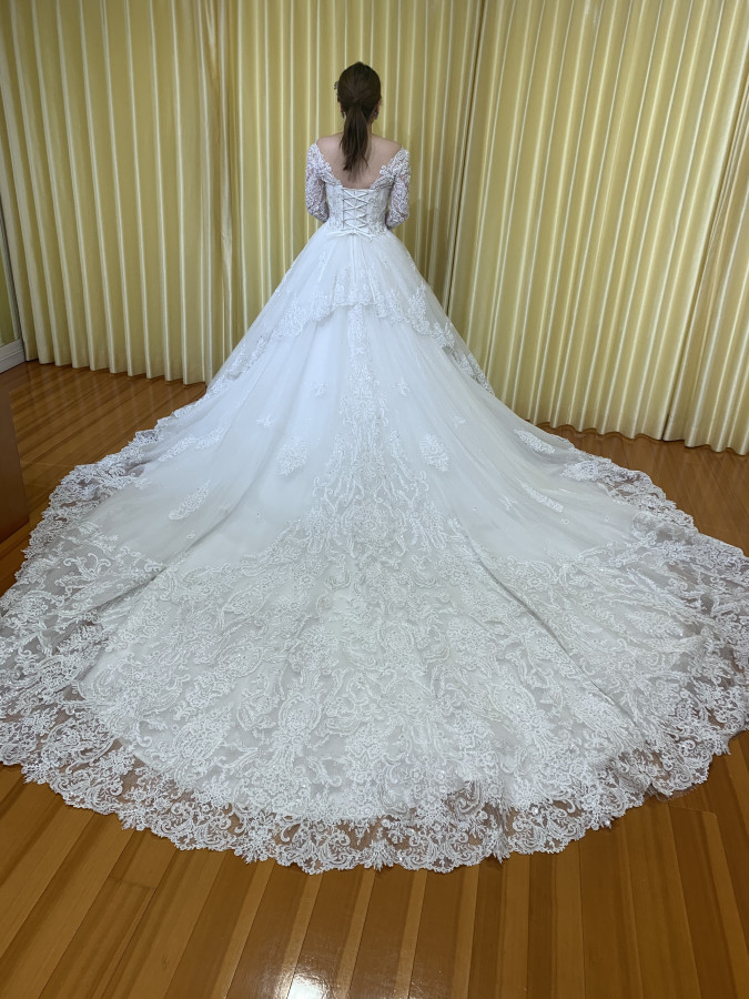 あーこさんのウエディングドレスの写真