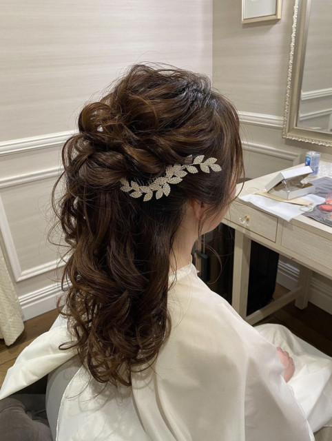 かめあやさんのヘアメイクの写真