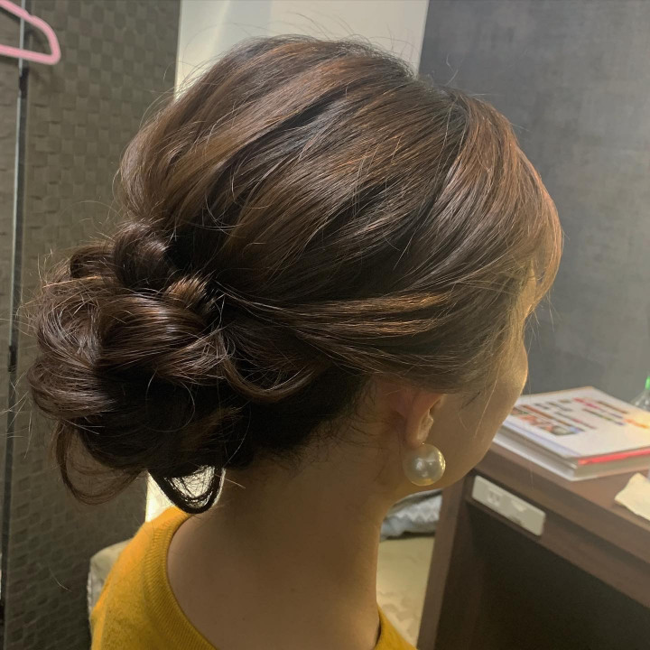 ゆかゆかさんのヘアメイクの写真