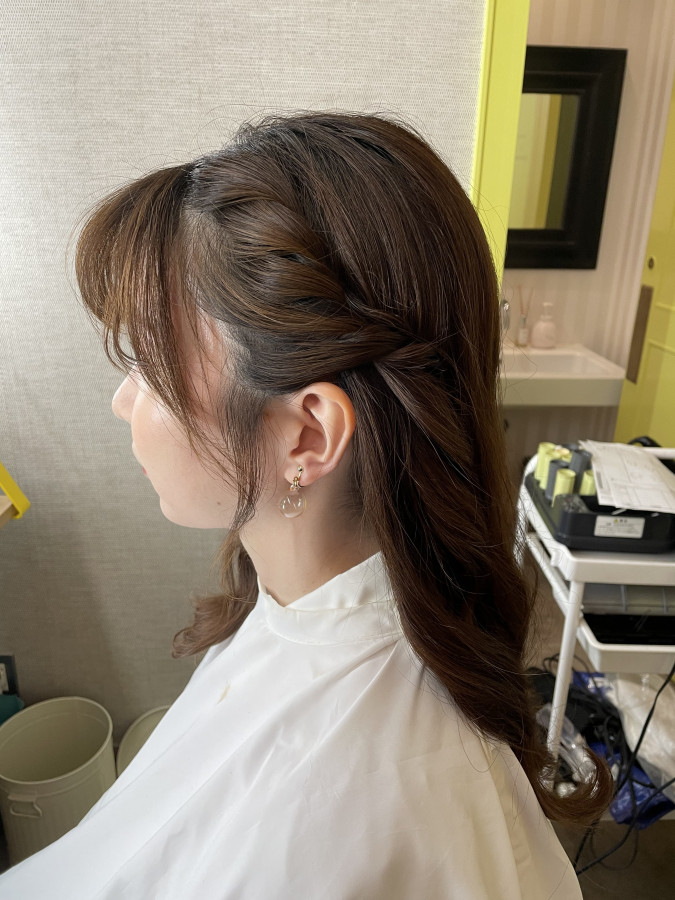 あきさんのヘアメイクの写真