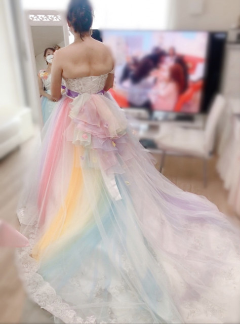彩翔さんのカラードレスの写真