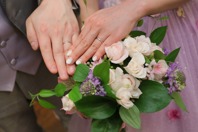 神崎さんの結婚指輪の写真